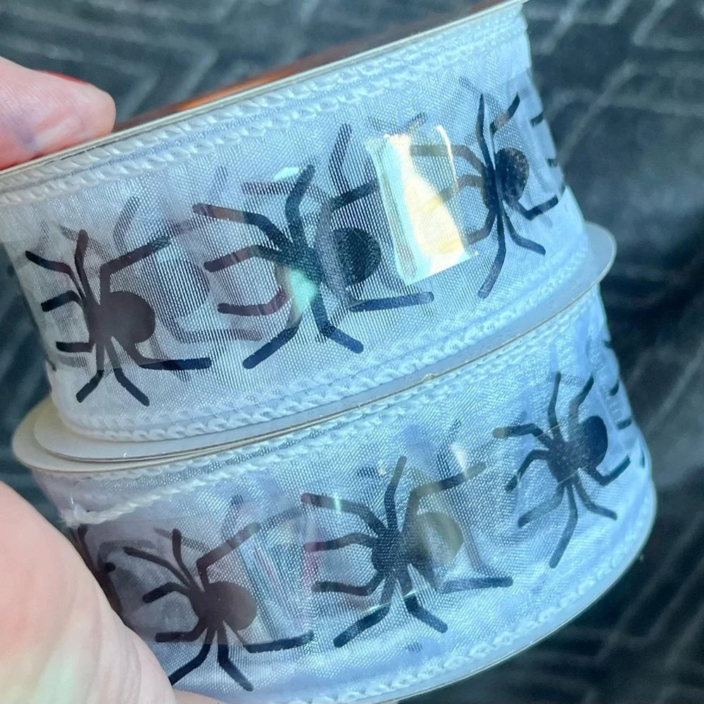 Halloween (NWT) 1 1/2” X 25 ft. wired fabric ribbon white/black - children